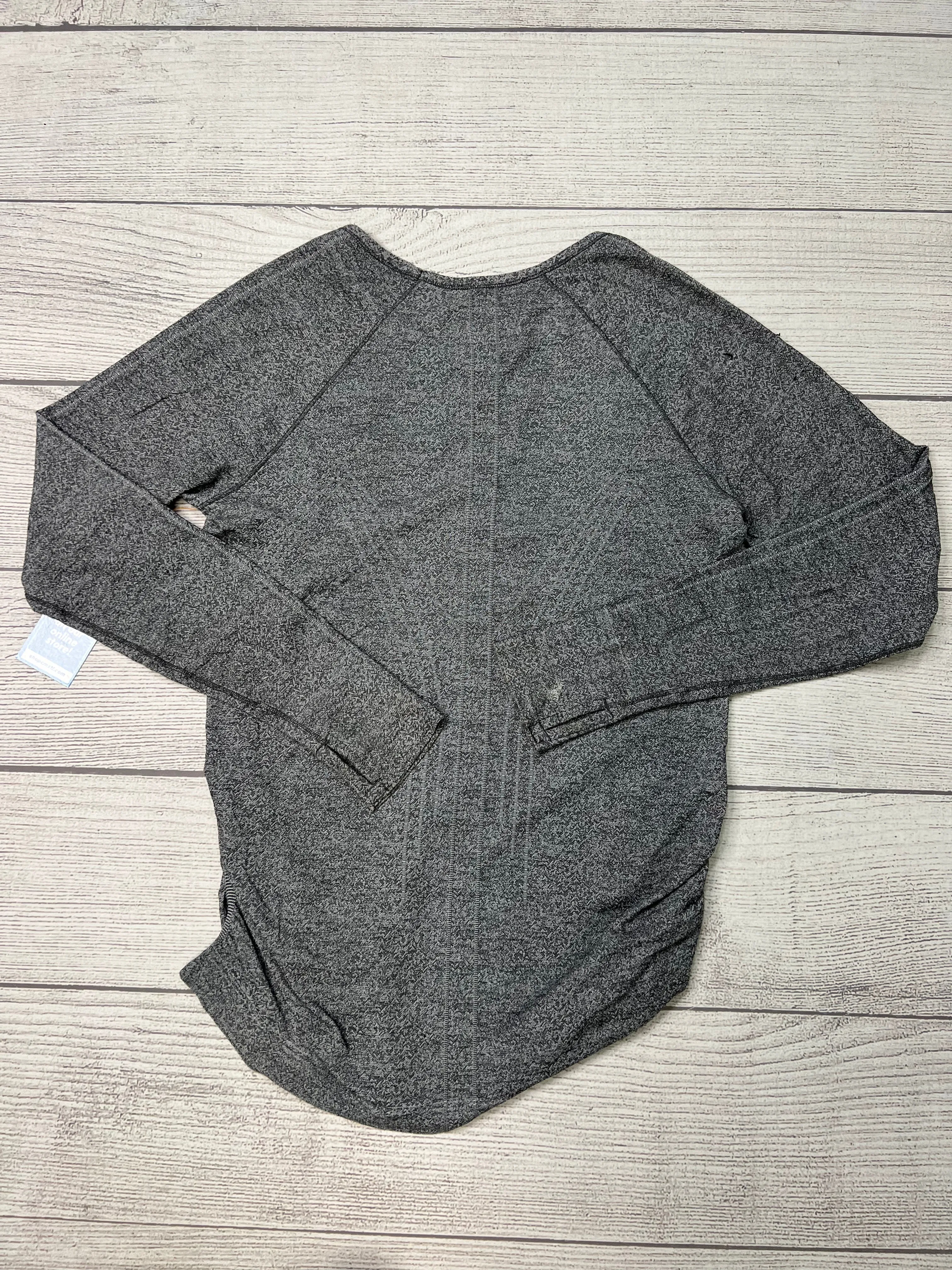 Athletic Top Long Sleeve Collar By Athleta In Grey, Size: Xl