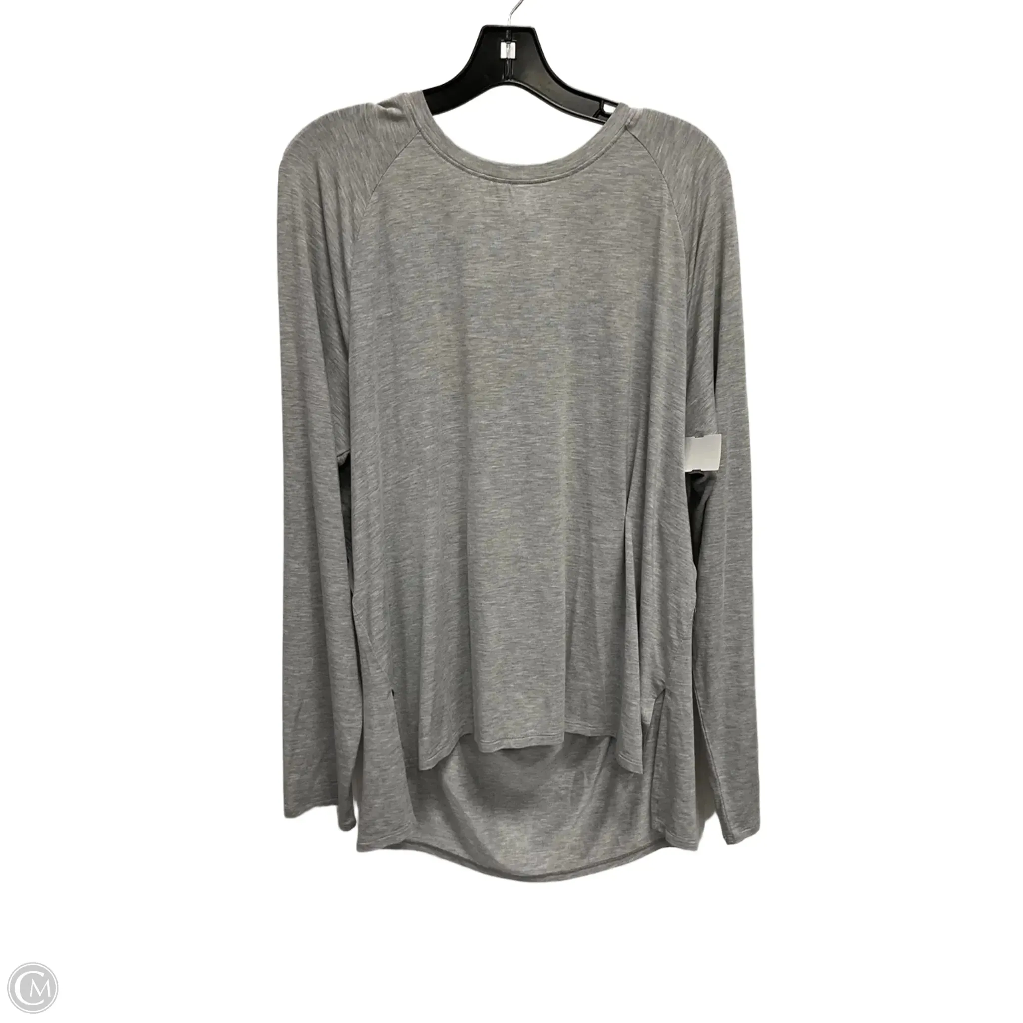 Athletic Top Long Sleeve Crewneck By Under Armour In Grey, Size: Xl