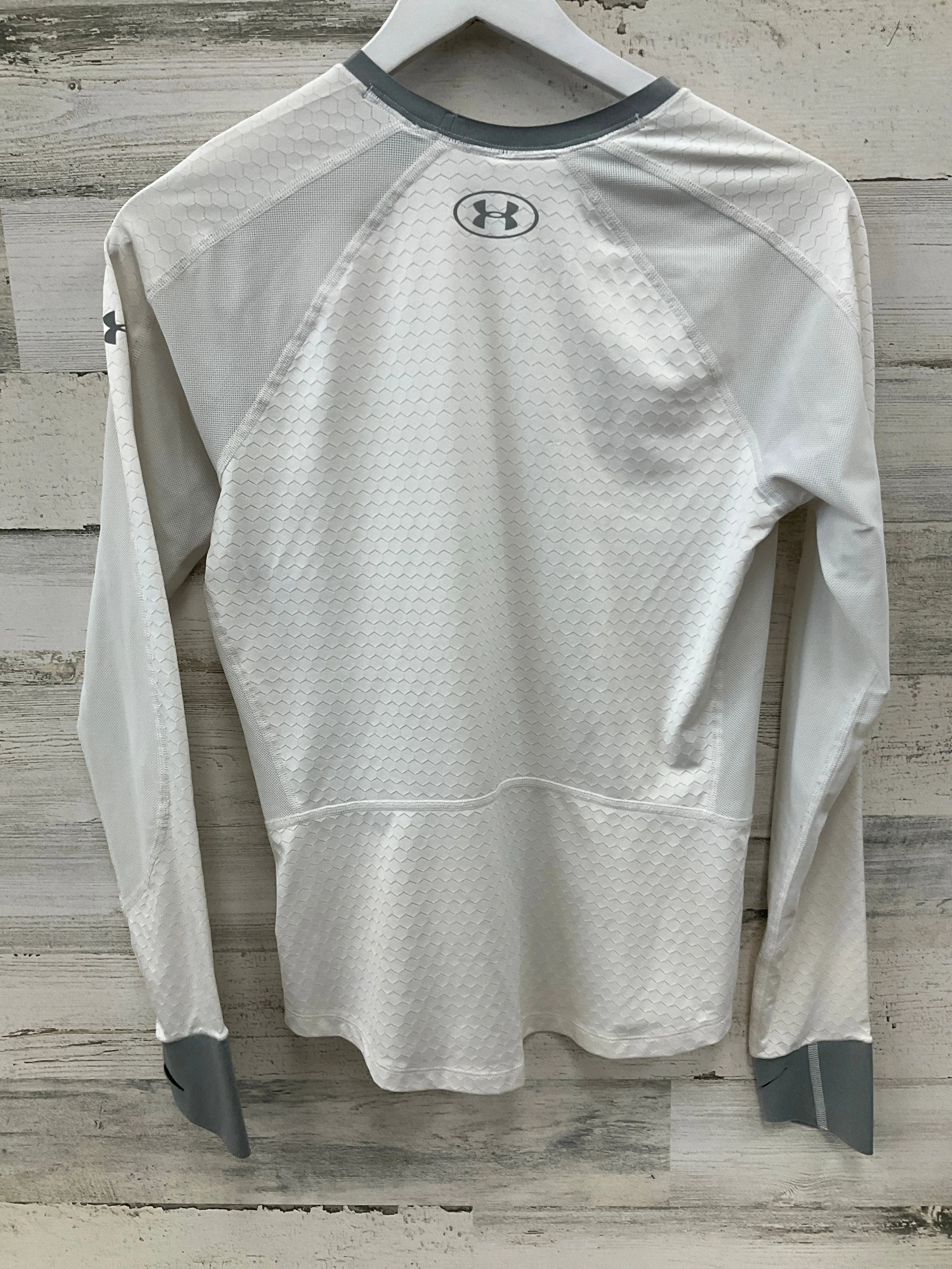 Athletic Top Long Sleeve Crewneck By Under Armour In White, Size: M