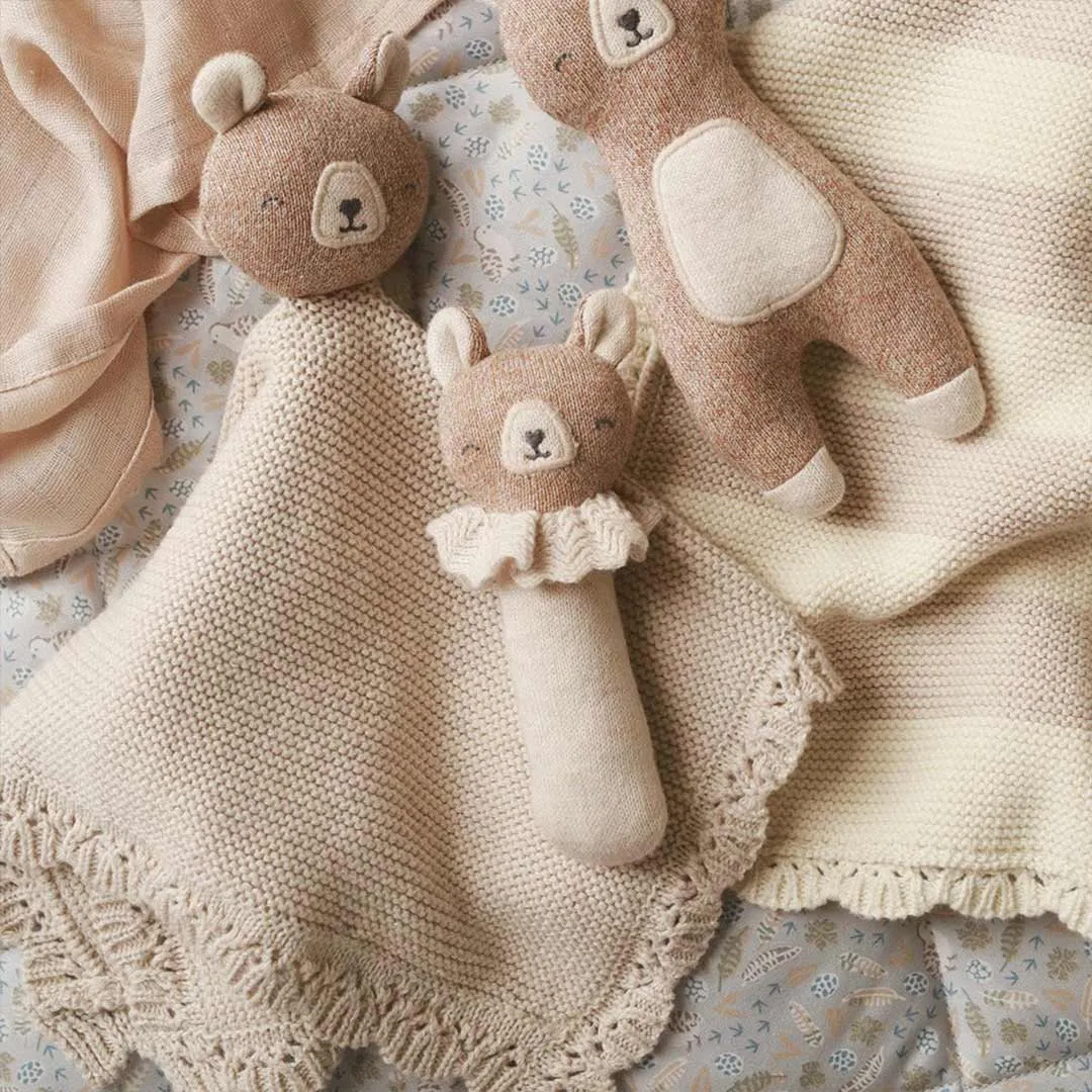 Avery Row Rattle - Brown Bear