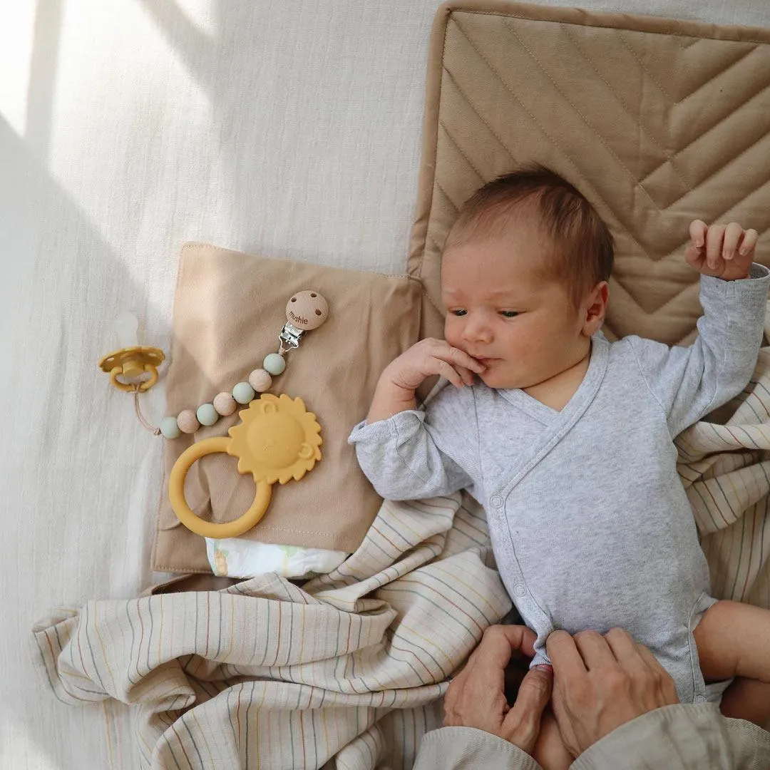 Mushie Teether - Lion - Soft Yellow