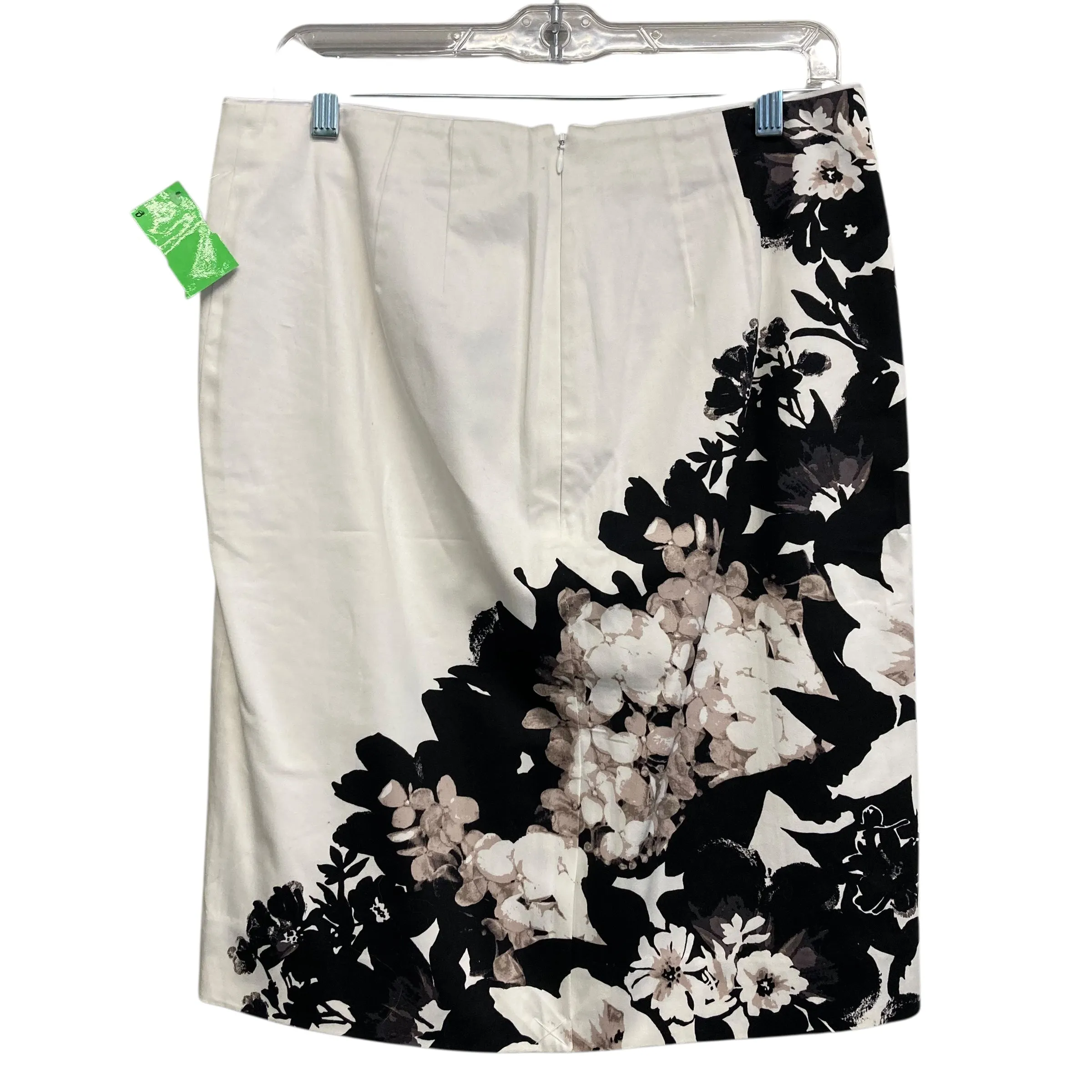 Skirt Mini & Short By White House Black Market In White, Size:8