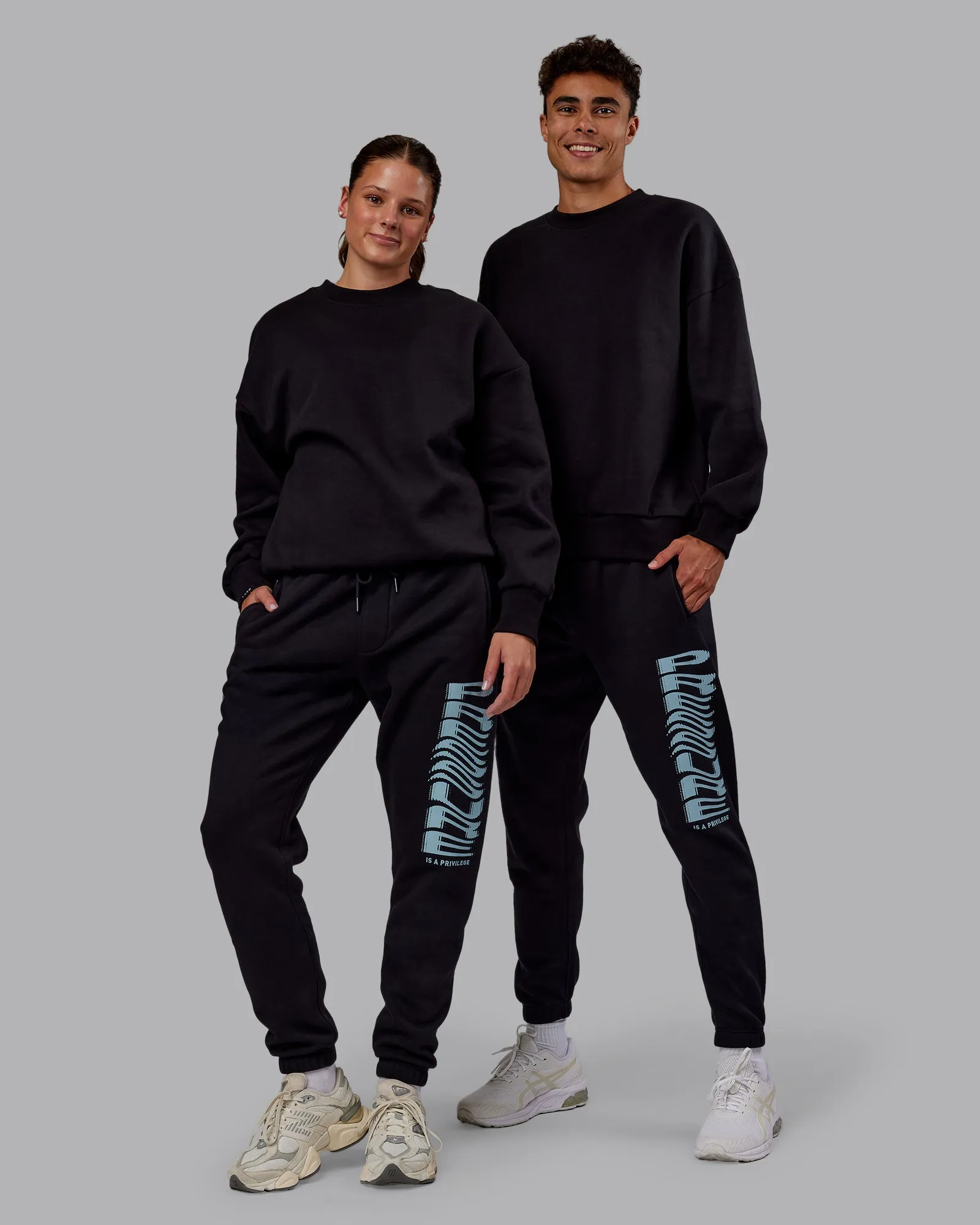 Static Jogger - Black-Skyride